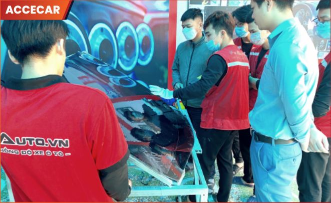 Trung tâm hàn kính ô tô uy tín tại Hà Nội - FixAuto